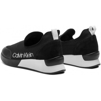 Calvin Klein Jeans QUE Čierna