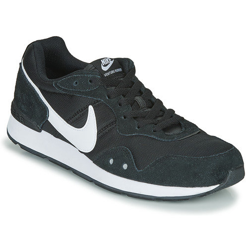 Topánky Muž Nízke tenisky Nike VENTURE RUNNER Čierna / Biela