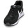 Topánky Muž Nízke tenisky Nike VENTURE RUNNER SUEDE Čierna / Biela