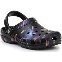 Topánky Deti Sandále Crocs Classic Out Of This World II 206818-001 black