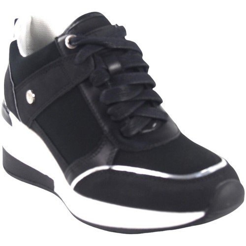 Topánky Žena Univerzálna športová obuv Xti Dámske sandále  36758 čierne Čierna