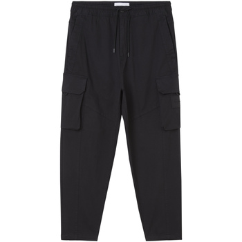 Oblečenie Muž Nohavice Cargo Calvin Klein Jeans J30J320056 Čierna