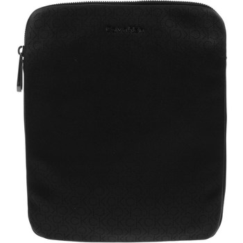 Tašky Vrecúška a malé kabelky Calvin Klein Jeans Perfed Flatpack Čierna
