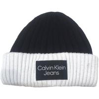 Textilné doplnky Čiapky Calvin Klein Jeans  Čierna
