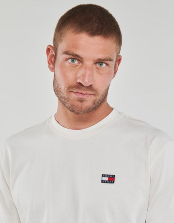 Tommy Jeans TJM CLSC TOMMY XS BADGE TEE Biela