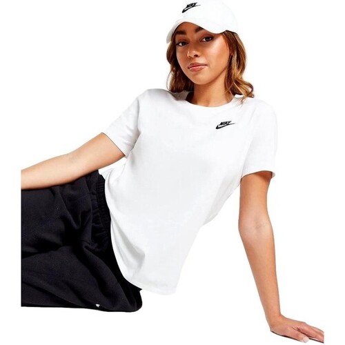 Oblečenie Žena Tričká s krátkym rukávom Nike CAMISETA BLANCA MUJER  DX7902 Biela