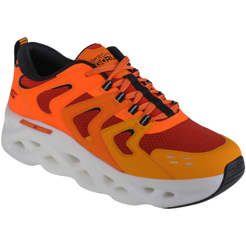Topánky Muž Nízke tenisky Skechers GO Run Swirl Tech-Surge Oranžová
