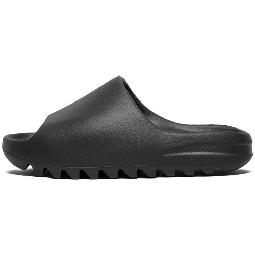 Topánky Turistická obuv Yeezy Slide Onyx Čierna