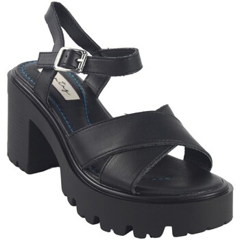 Topánky Žena Univerzálna športová obuv MTNG Sandalia señora MUSTANG 53335 negro Čierna