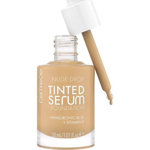 krasa Žena Make-upy a podkladové bázy Catrice Nude Drop Tinted Serum Foundation - 040N Béžová