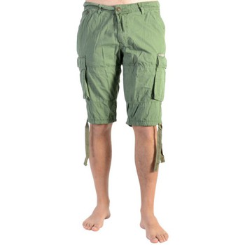 Oblečenie Muž Šortky a bermudy Kaporal 92889 Zelená
